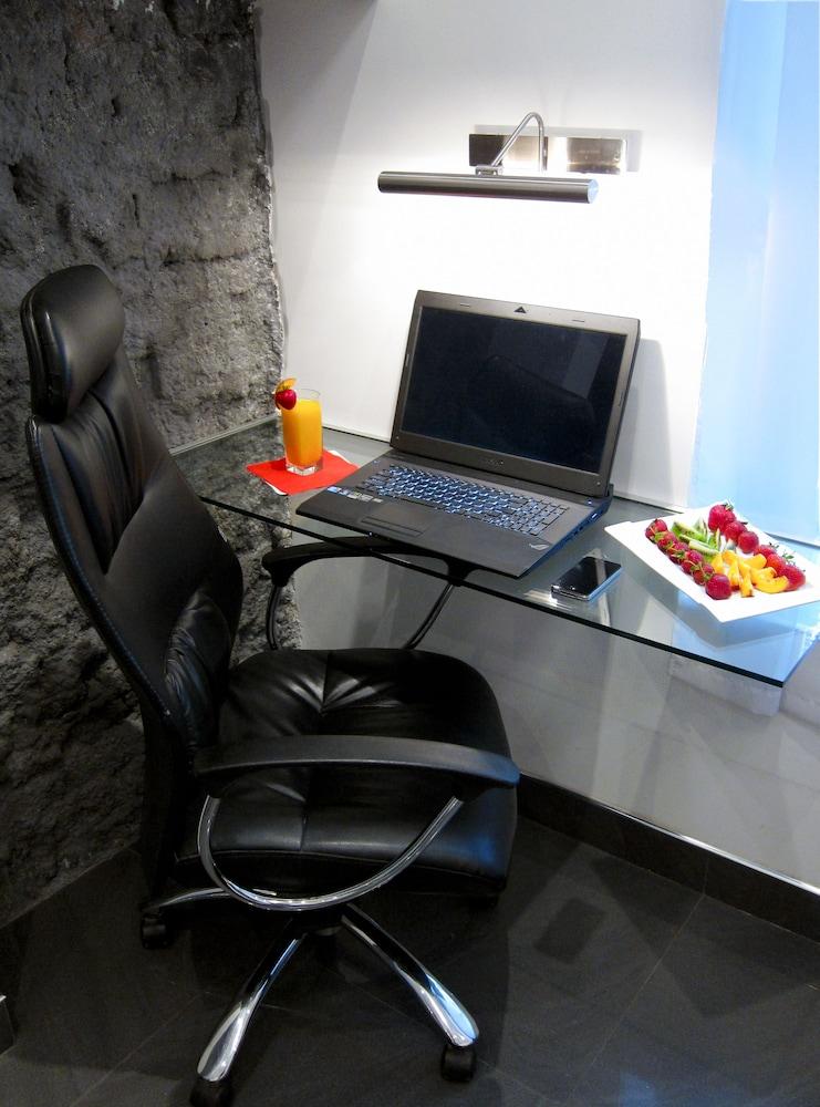 Komorowski Luxury Guest Rooms Cracovia Exterior foto
