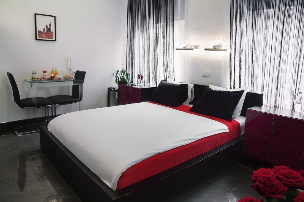 Komorowski Luxury Guest Rooms Cracovia Exterior foto