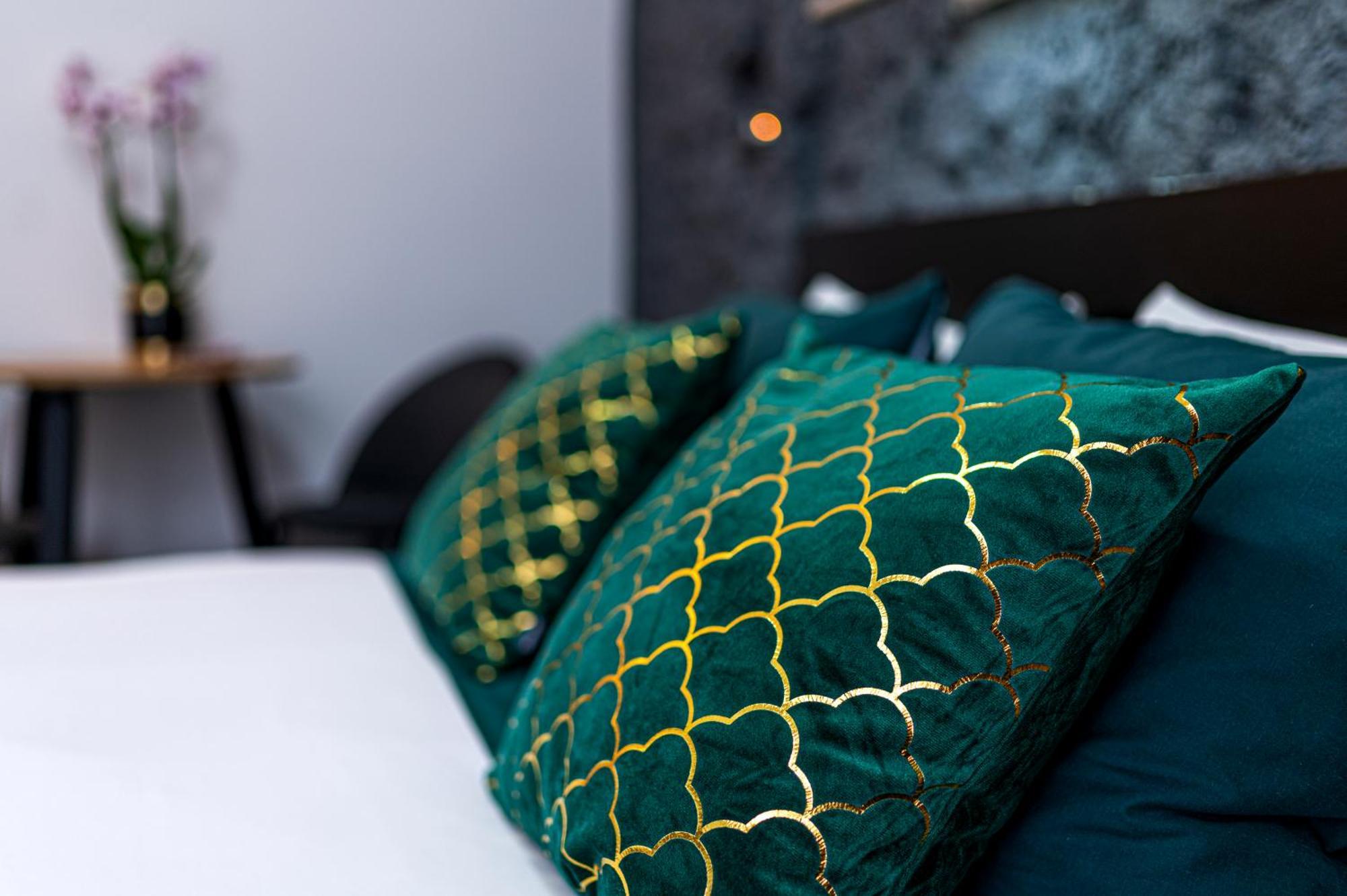 Komorowski Luxury Guest Rooms Cracovia Exterior foto